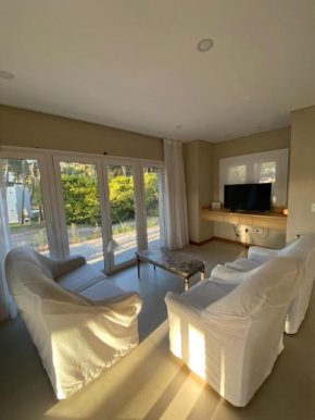 Casa para 4 personas en Pinamar - mayores de 30 años - no se aceptan grupos de jóvenes